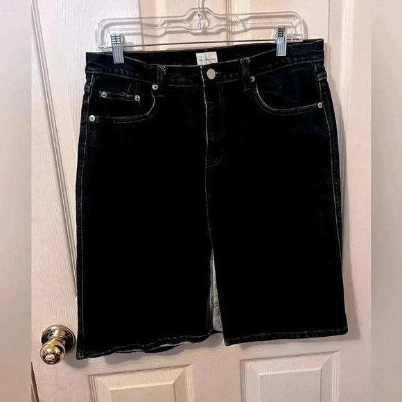EUC Vintage Calvin Klein Jeans Logo Stitch 5 Pocket Denim Midi Skirt SZ 11 - Picture 1 of 8